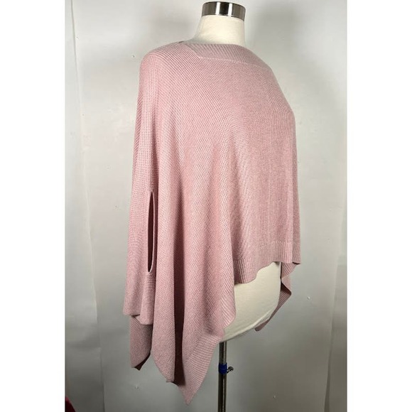 Lululemon Forward Flow Cape Poncho O/S Cashmere Blend Heathered Mink Berry Wrap - Picture 4 of 9